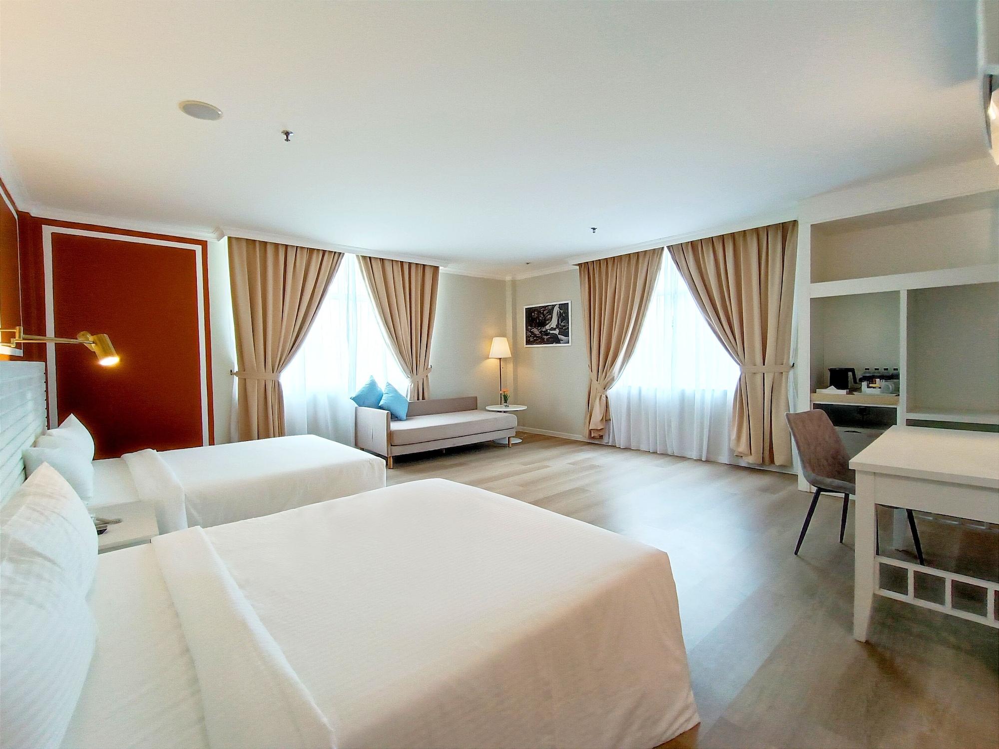 Raia Inn Penang Bayan Lepas Exterior photo